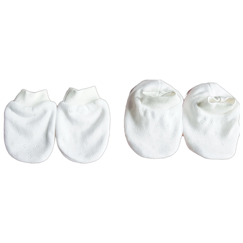 Baby Mitten and Bootee Set For Preemie