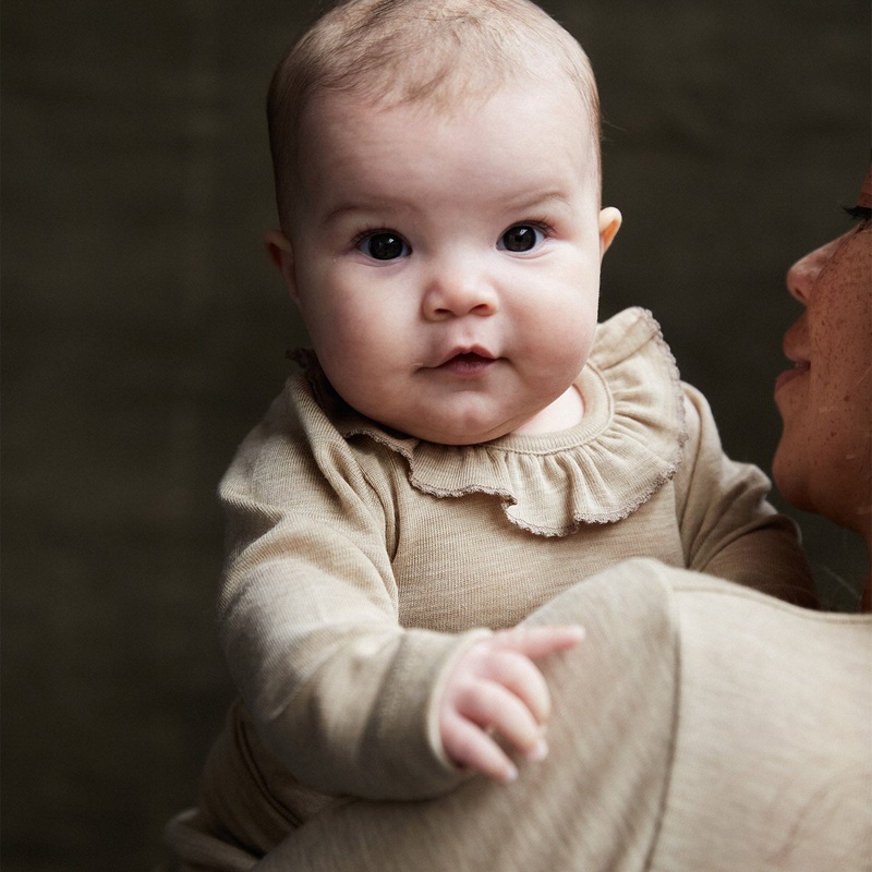 Wren Baby Body – Merino Wool & Silk – Sandstorm